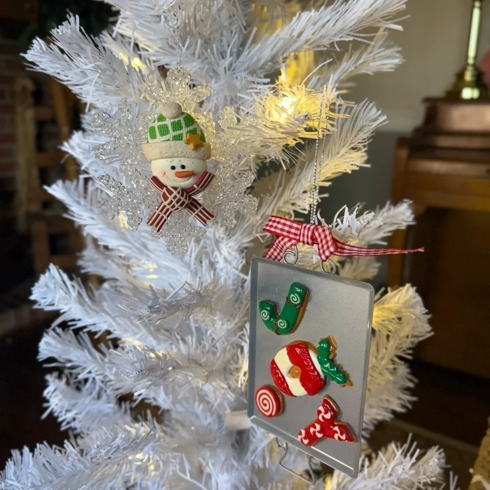 Vintage 1989 Festive Joy Cookie Snowman Ornament with White Christmas Tree Set